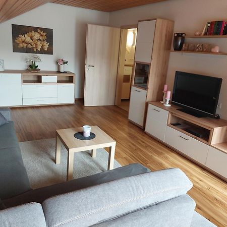 Moderne Ferienwohnung - Neu Renoviert - Ruhige Lage Waldachtal Extérieur photo