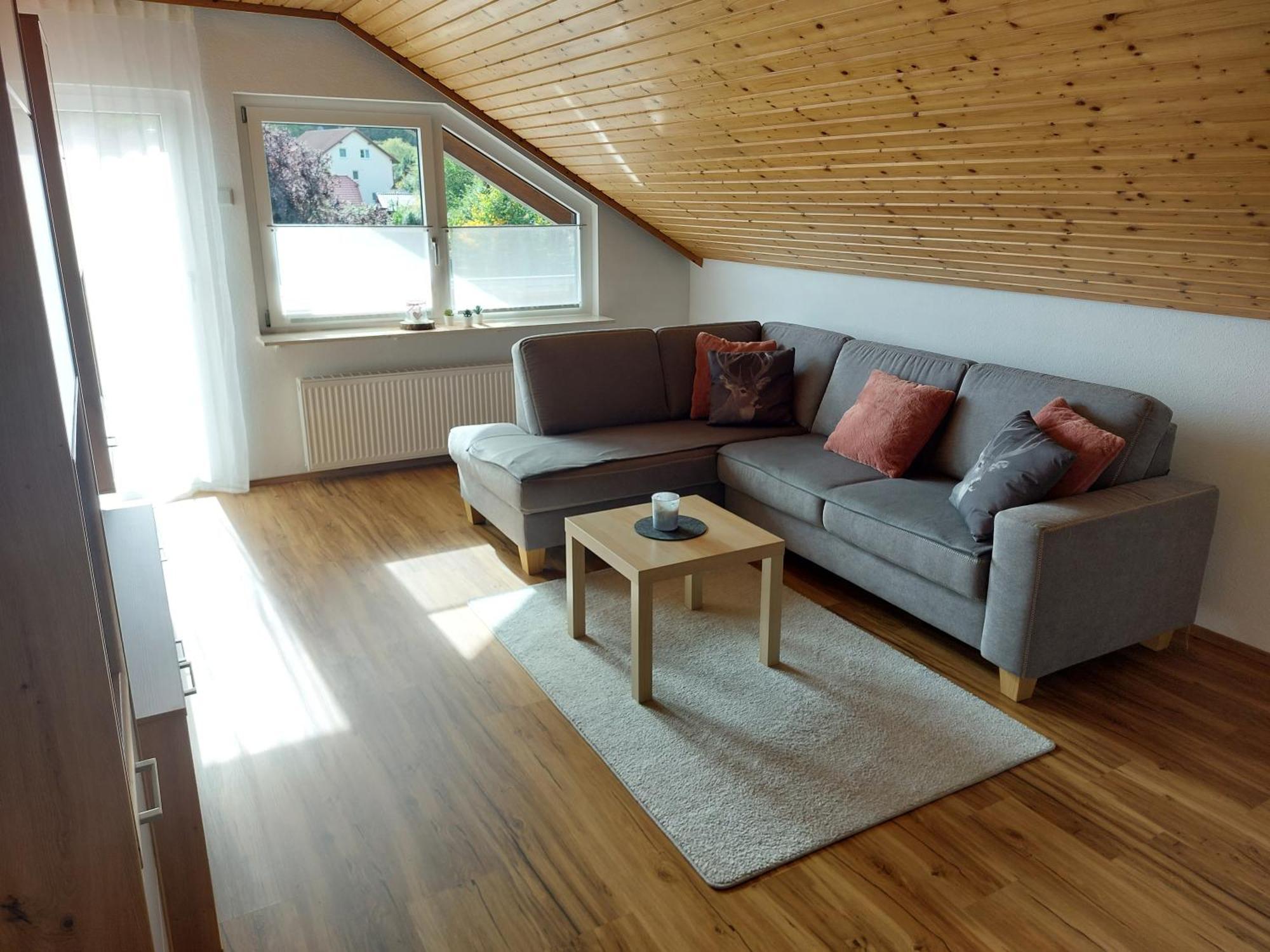 Moderne Ferienwohnung - Neu Renoviert - Ruhige Lage Waldachtal Extérieur photo